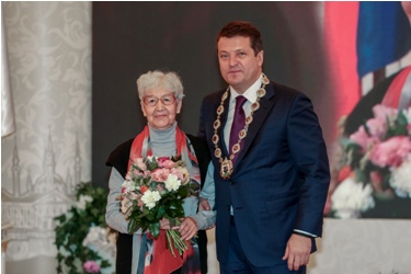 Хранитель музейных фондов театра Рамзия Такташ стала лауреатом конкурса "Женщина года"